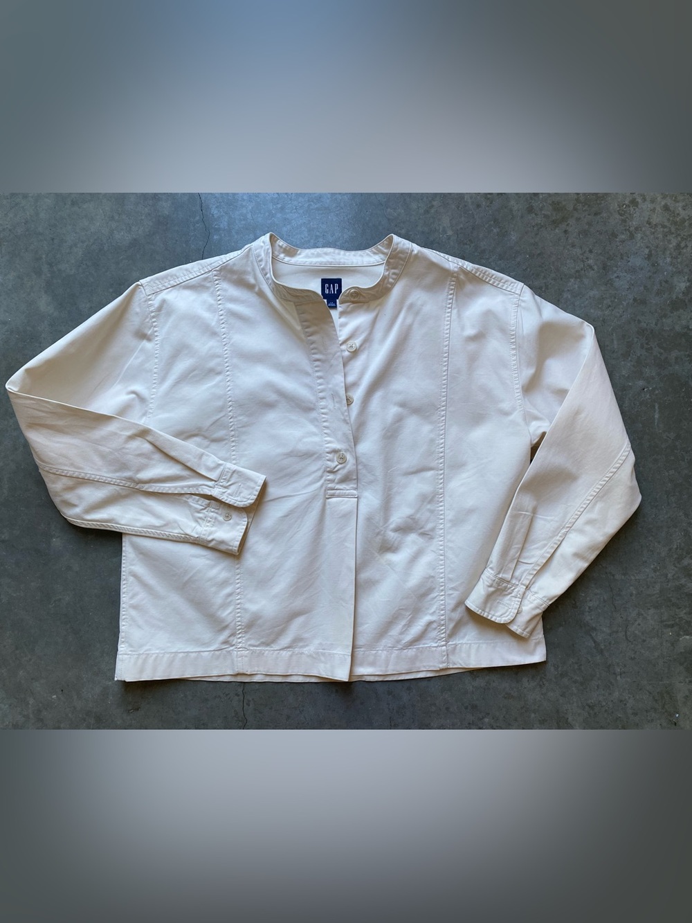 GAP Women's Off-White Collarless Button Shirt Jacket